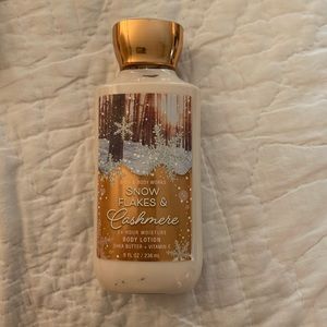 Snowflakes and Cashmere Lotion